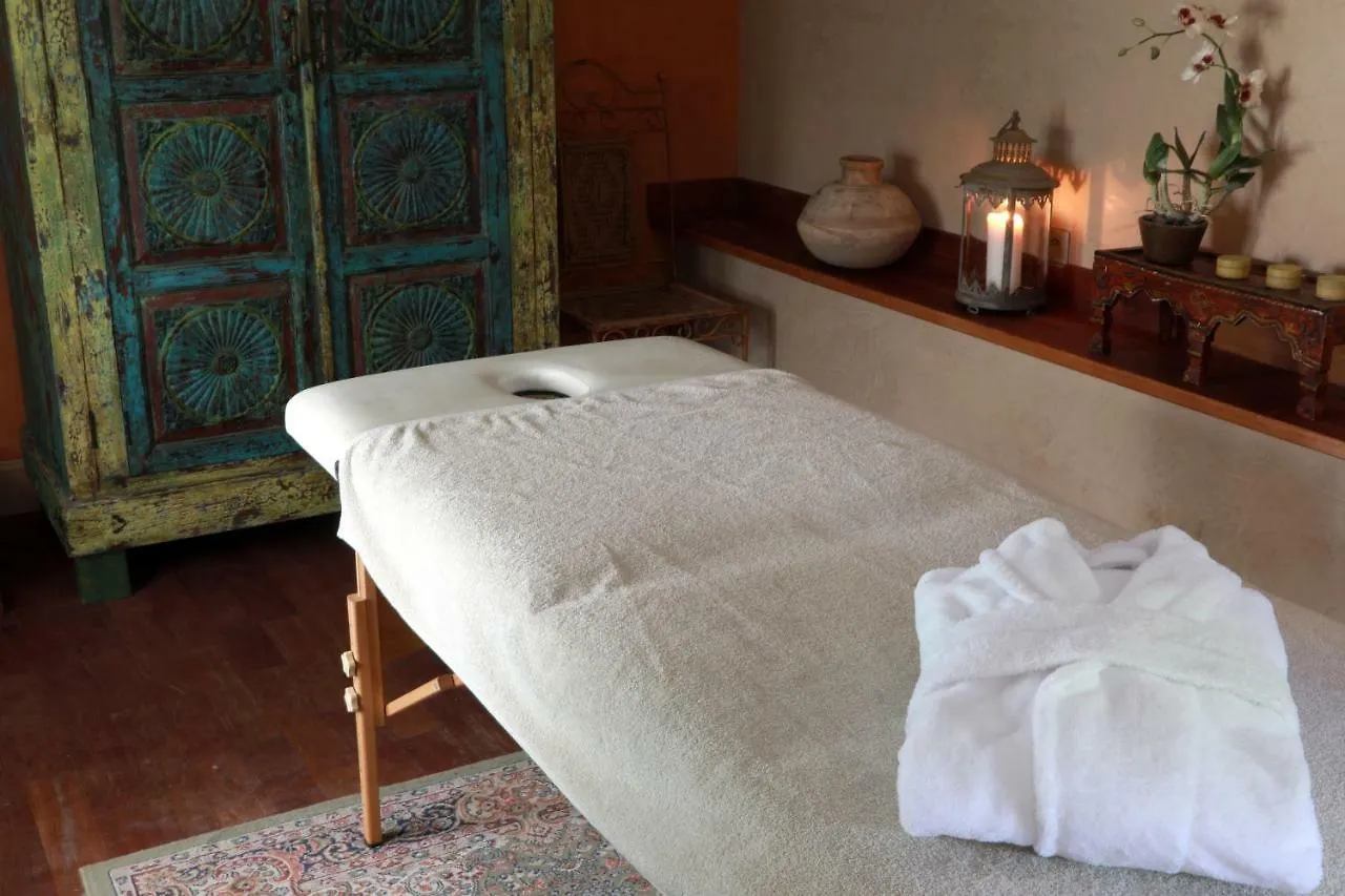 Bed and Breakfast Justin De Provence Orange  Frühstückspension