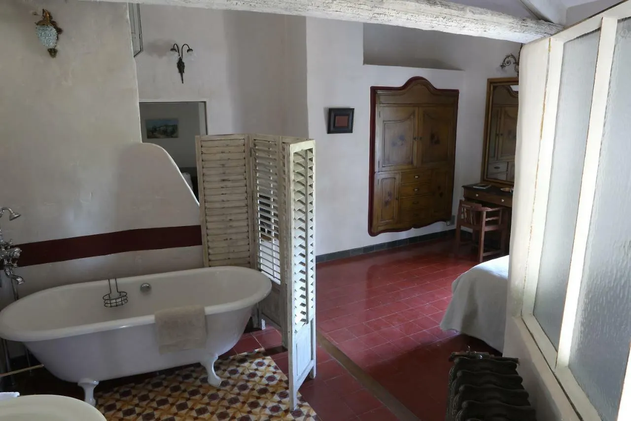 Bed and Breakfast Justin De Provence Orange  3*, Orange (Vaucluse)