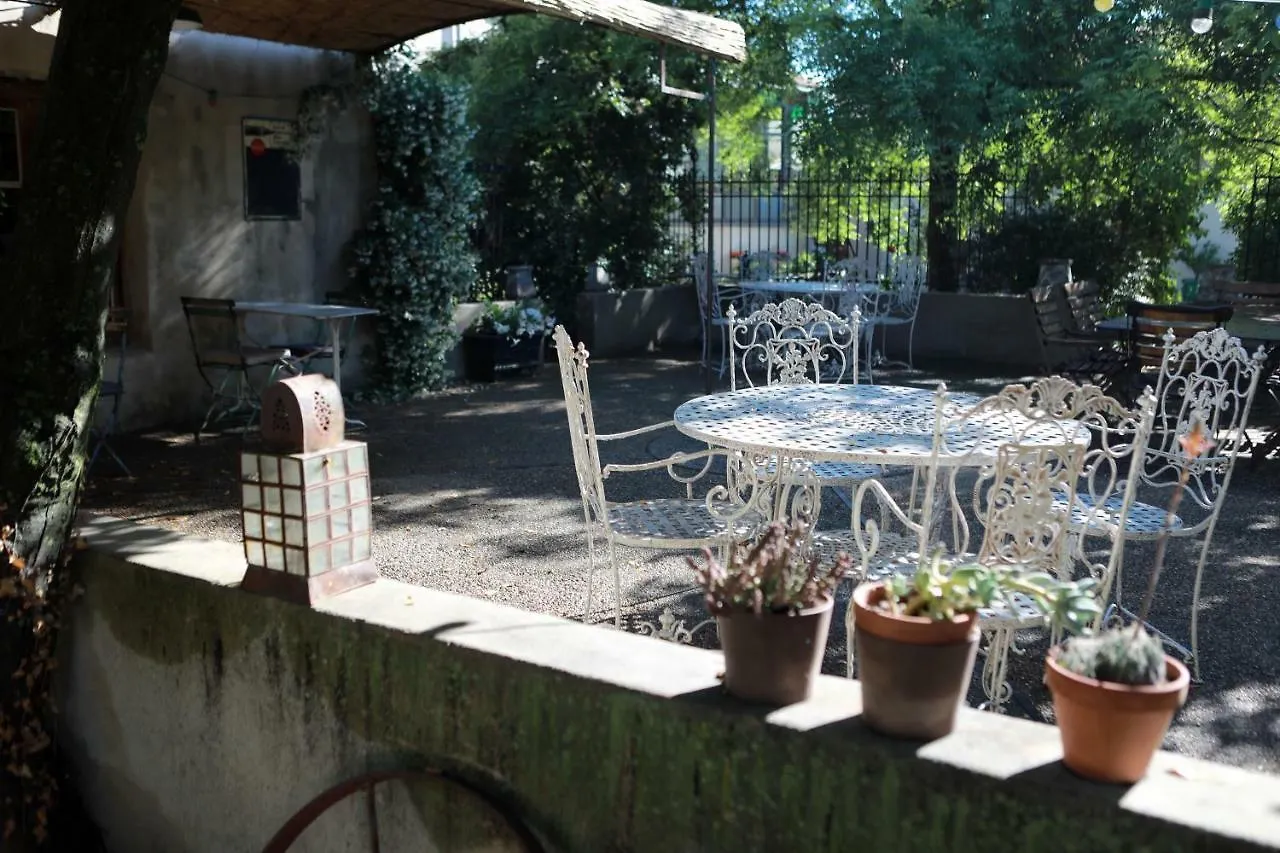 *** Frühstückspension Bed and Breakfast Justin De Provence Orange  Frankreich